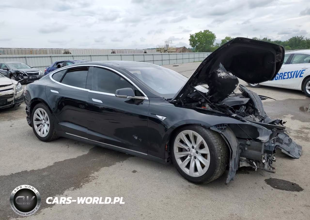 2013 Tesla Model S VIN:5YJSA1CP1DFP04400 - 4