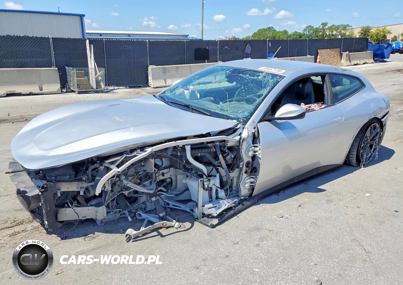 2019 Ferrari Gtc 4 Lusso T – zdjęcie 1 z 13