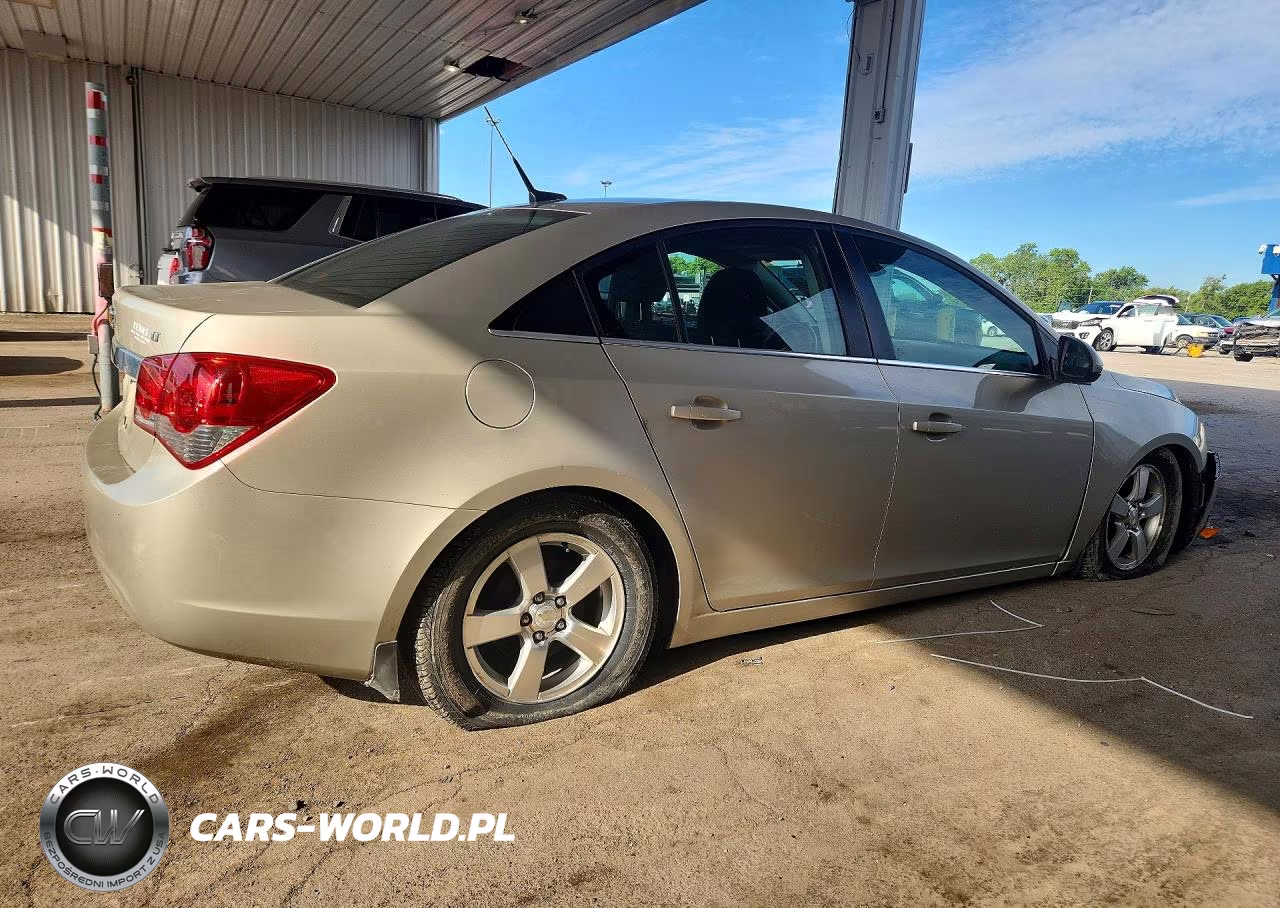 2014 Chevrolet Cruze Lt VIN:1G1PC5SB6E7167584 - 3