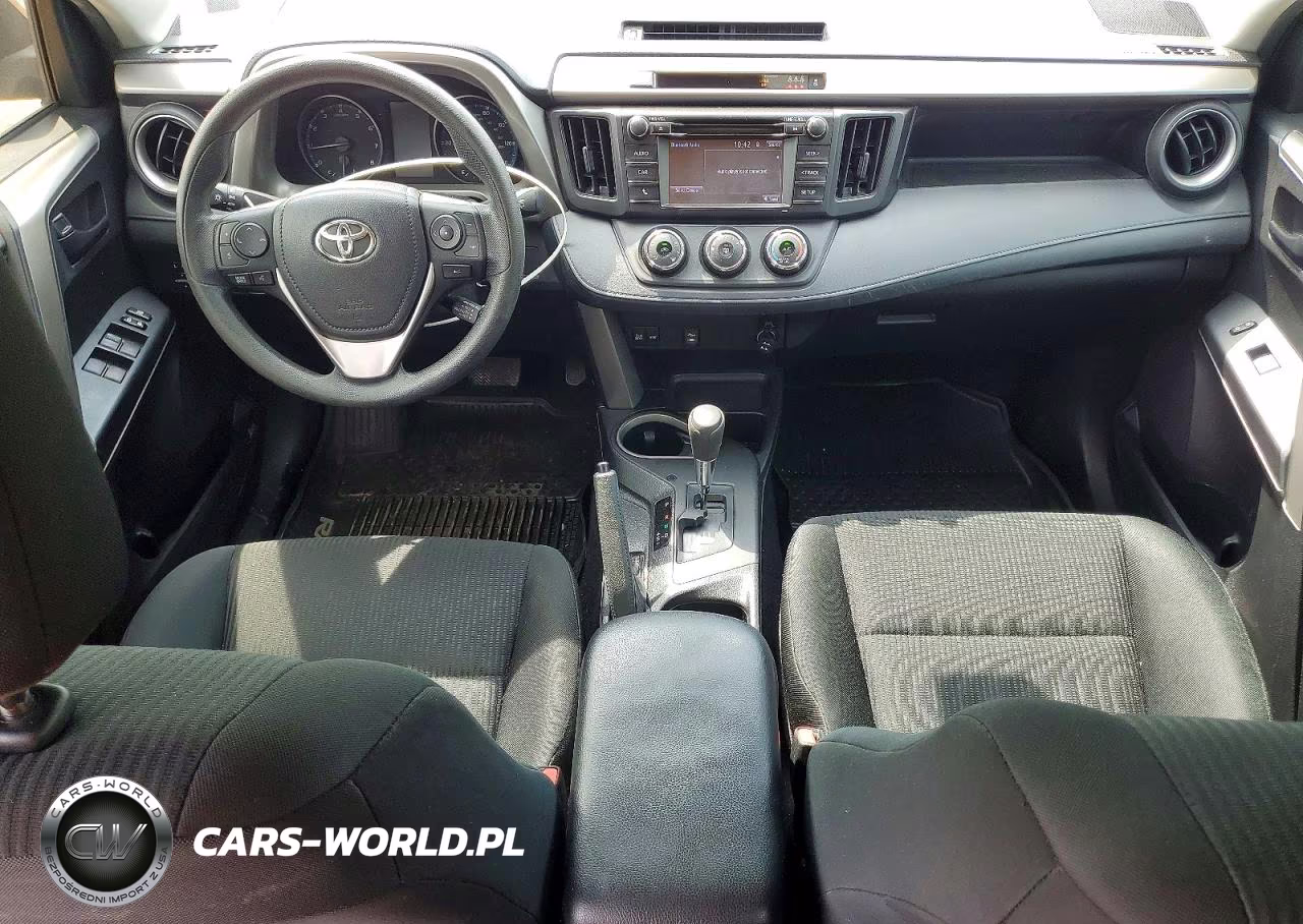 2018 Toyota Rav4 Le VIN:2T3ZFREV6JW463031 - 8