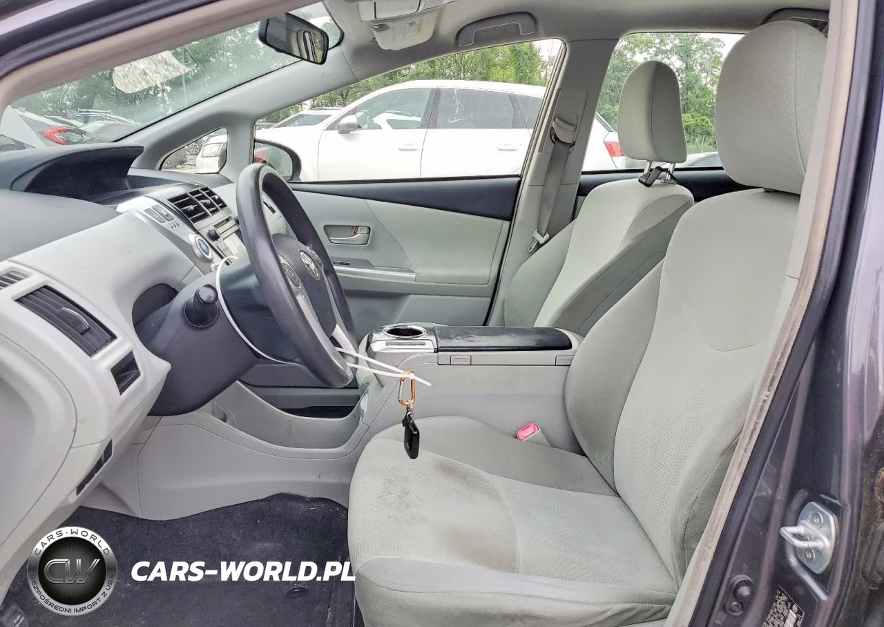 2012 Toyota Prius V Three VIN:JTDZN3EU2C3176346 - 7