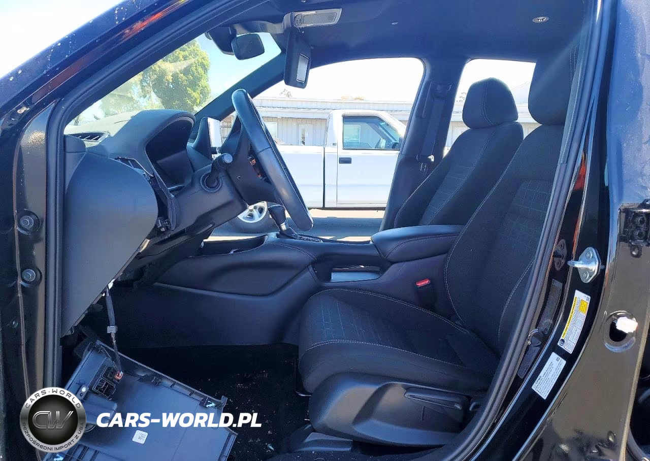 2024 Honda Hr-V Sport VIN:3CZRZ2H5XRM728745 - 7