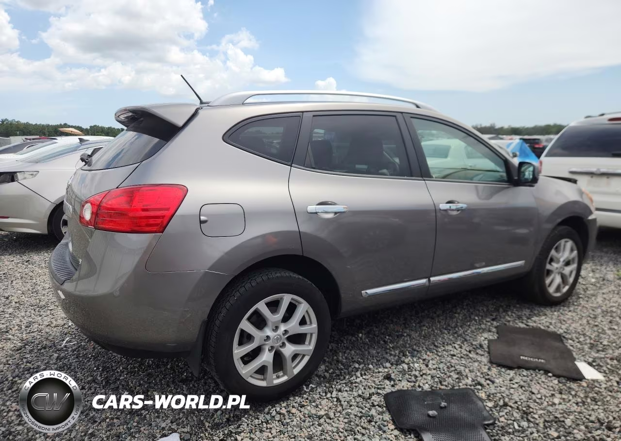 2013 Nissan Rogue S VIN:JN8AS5MT3DW031220 - 3