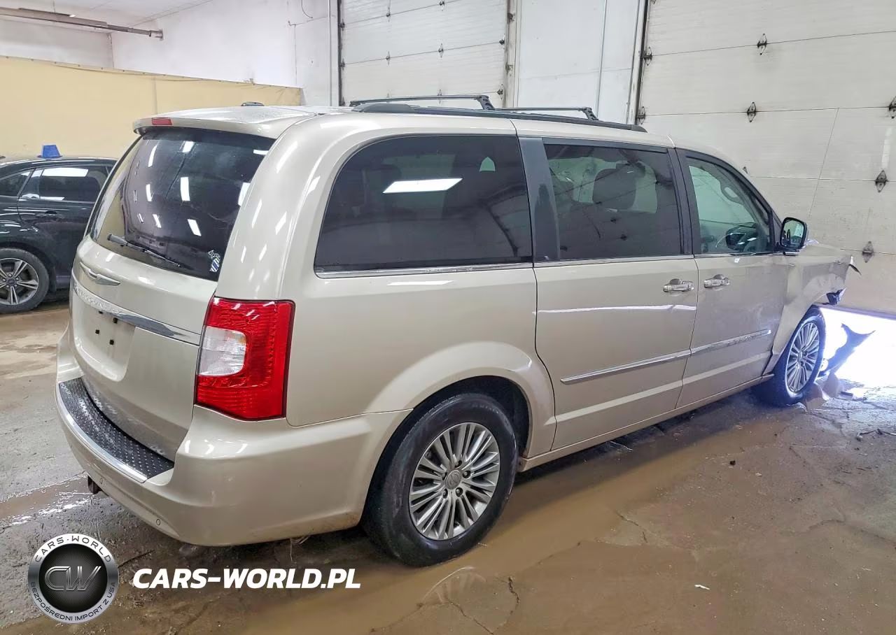 2014 Chrysler Town & Country Touring L VIN:2C4RC1CG0ER297541 - 3