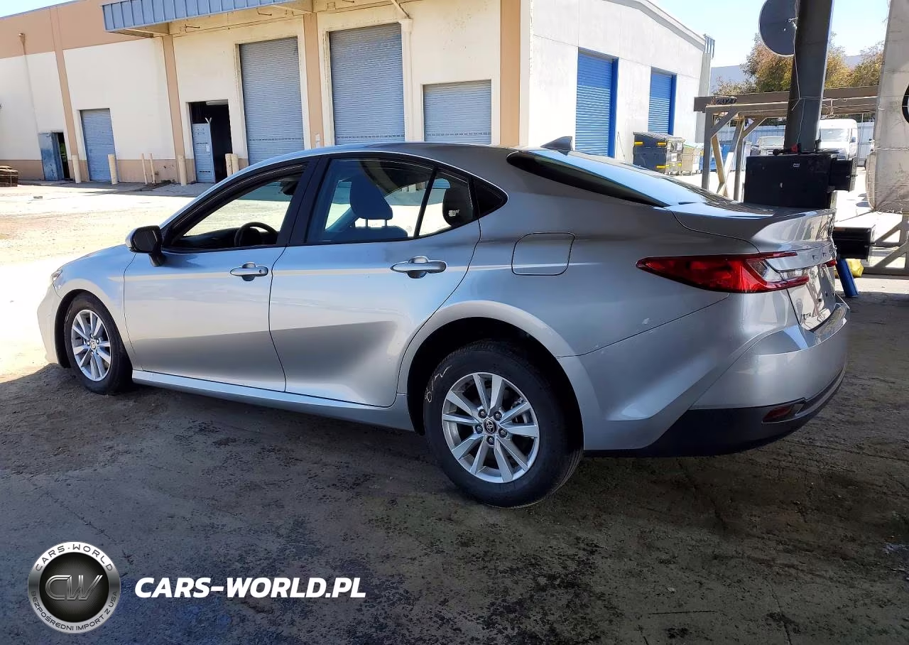 2026 Toyota Camry Le VIN:4T1DAACK4TU712814 - 2