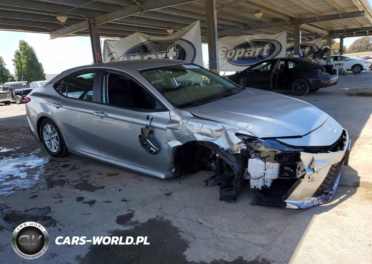 2026 Toyota Camry Le VIN:4T1DAACK4TU712814 - 4