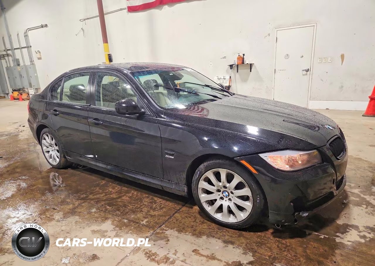2011 BMW 328 Xi Sulev VIN:WBAPK5G57BNN81992 - 4