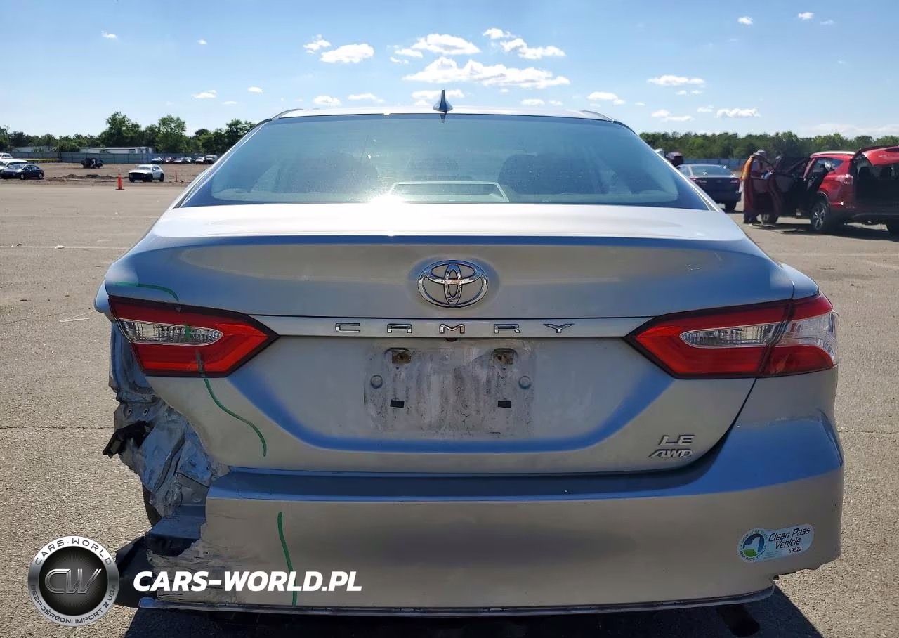 2020 Toyota Camry Le VIN:4T1C11BK2LU001903 - 6