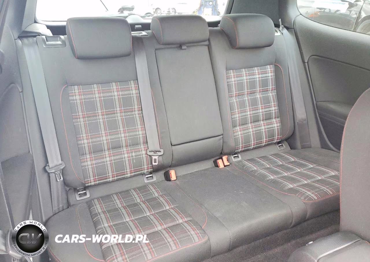 2010 Volkswagen Gti VIN:WVWFD7AJ1AW273879 - 10