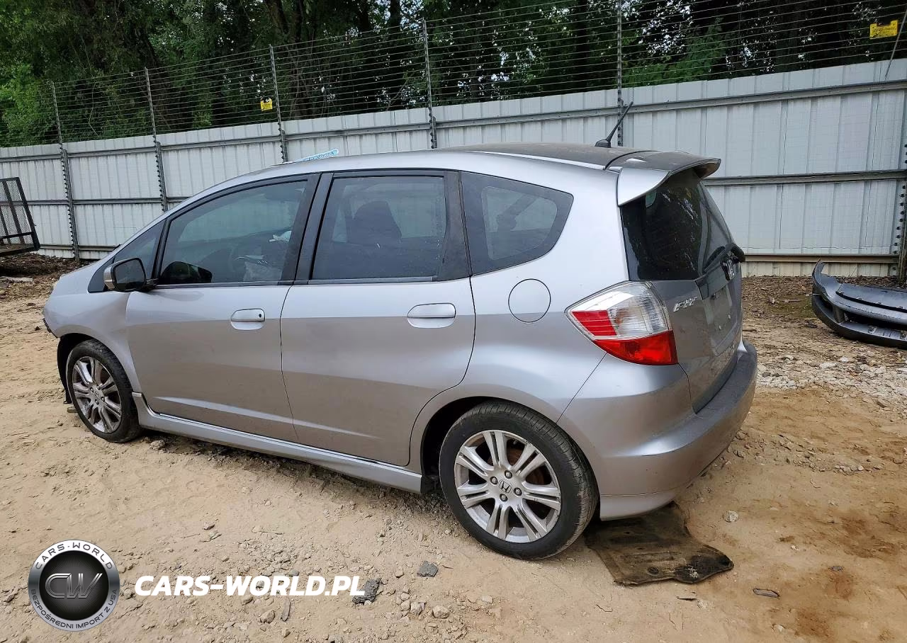 2010 Honda Fit Sport VIN:JHMGE8H43AC007142 - 2