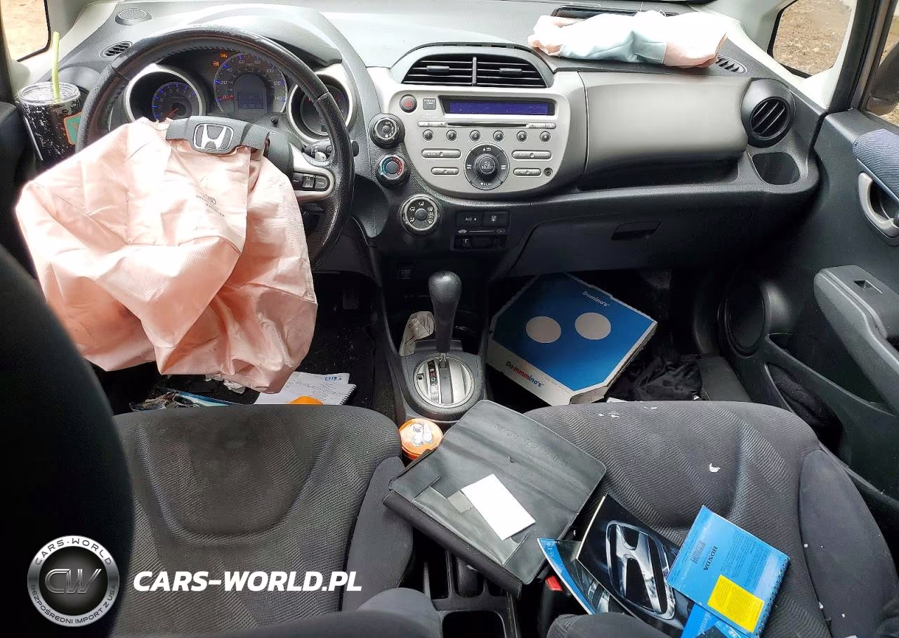 2010 Honda Fit Sport VIN:JHMGE8H43AC007142 - 8