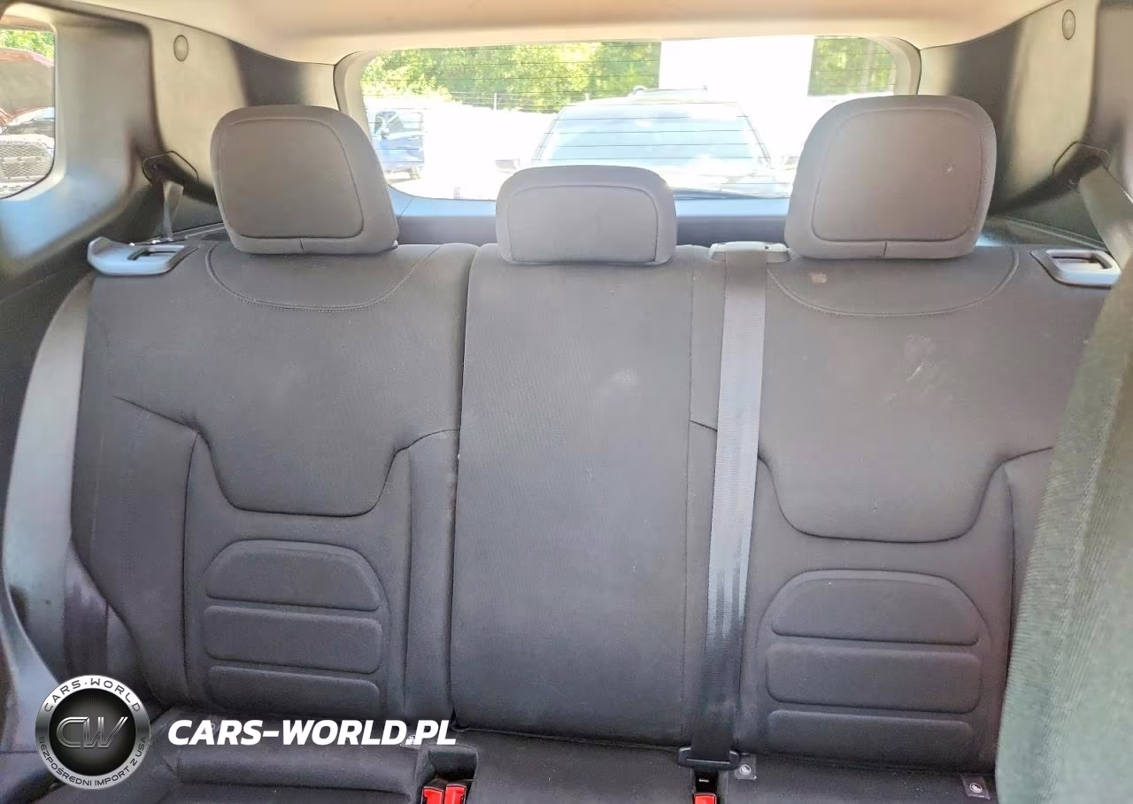 2018 Jeep Renegade Latitude VIN:ZACCJABB1JPJ40159 - 10