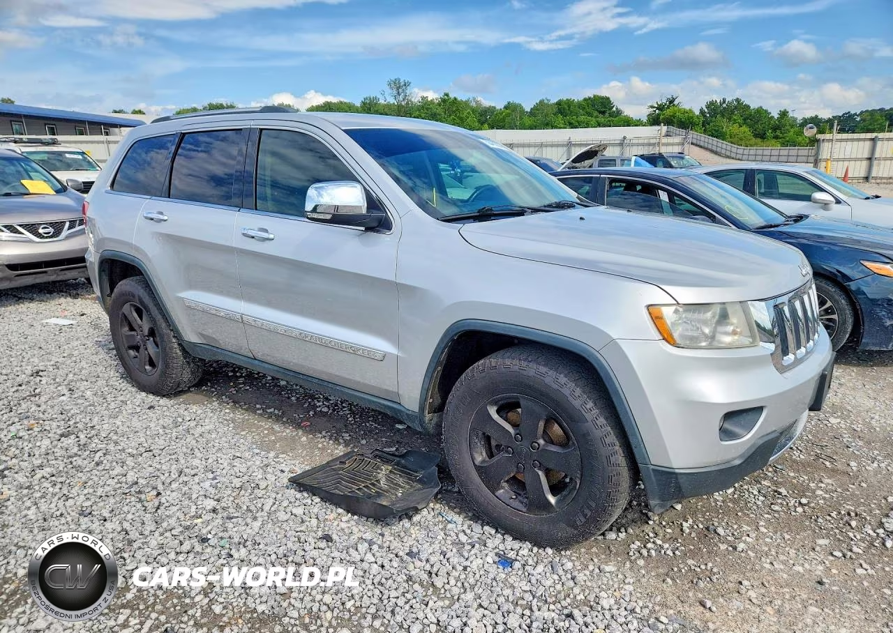 2013 Jeep Grand Cherokee Limited VIN:1C4RJFBG7DC585584 - 4