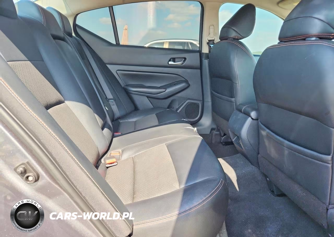 2019 Nissan Altima Sr VIN:1N4BL4CV1KC100520 - 10