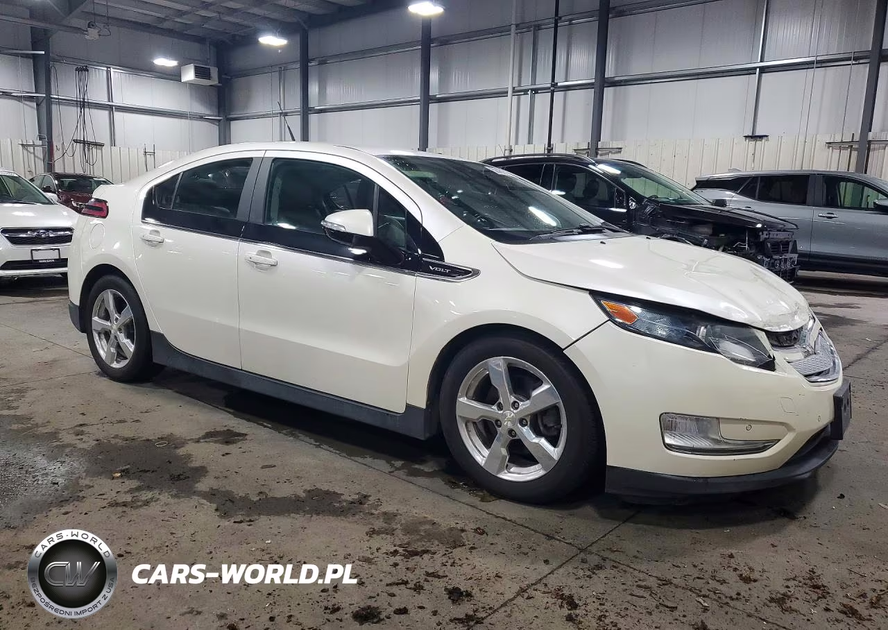2013 Chevrolet Volt VIN:1G1RD6E44DU113175 - 4