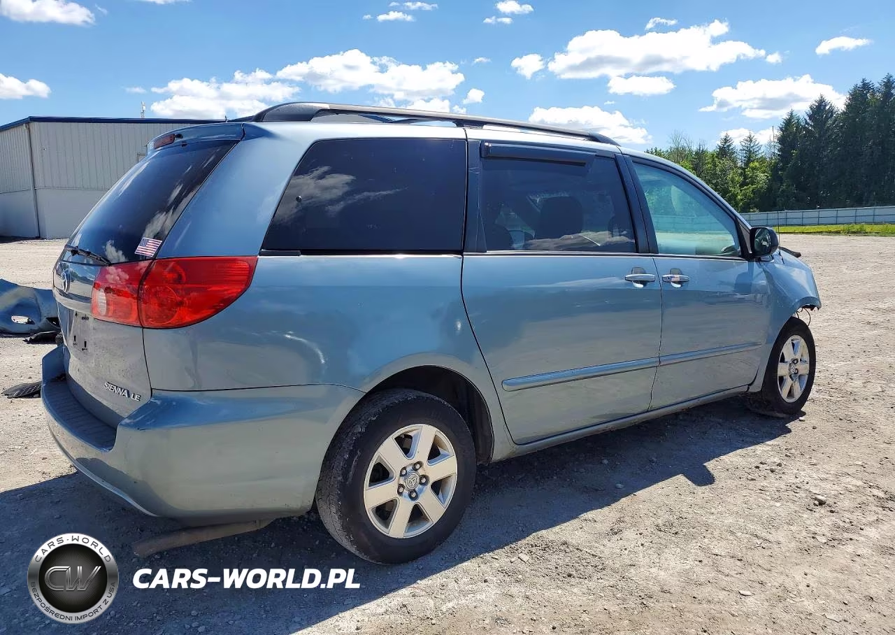 2010 Toyota Sienna Le 8-Passenger VIN:5TDKK4CC9AS305429 - 3