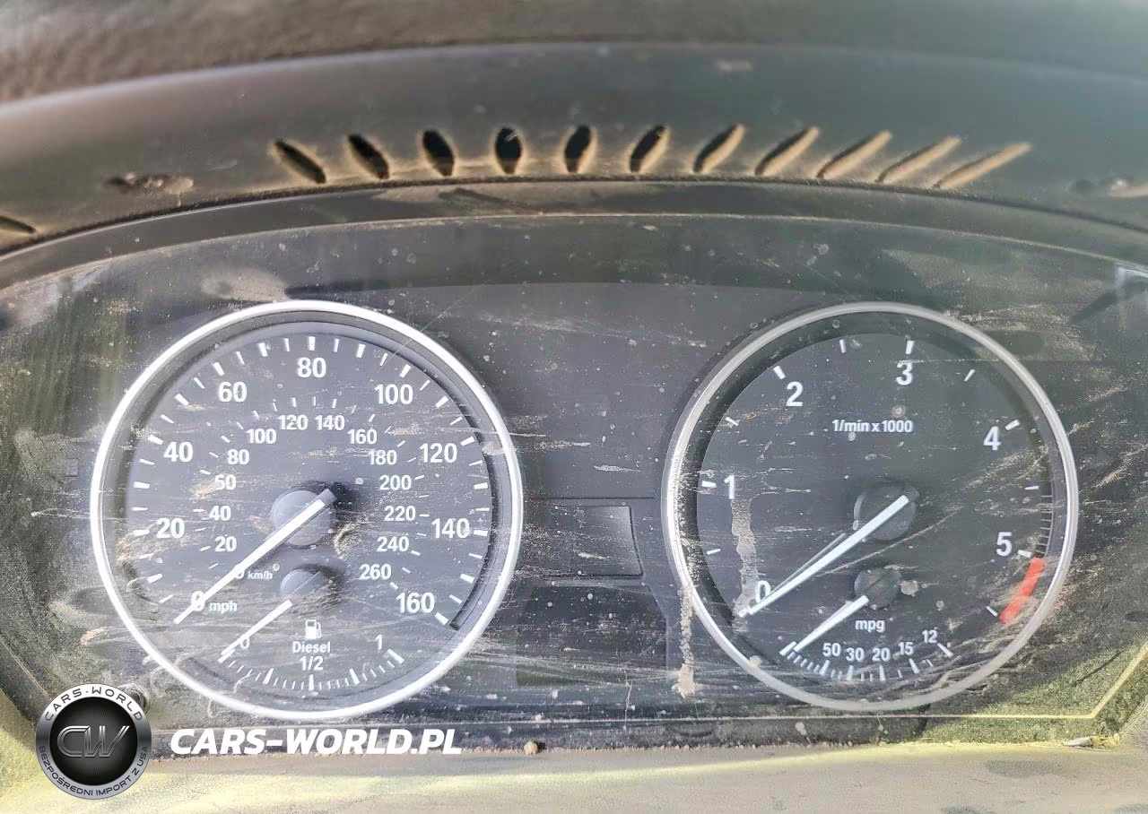 2012 BMW X5 xDrive35D VIN:5UXZW0C54CL665305 - 9