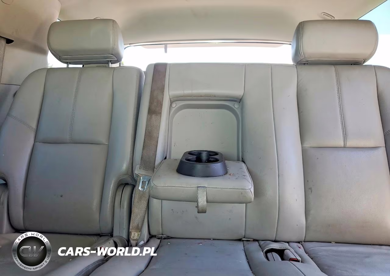 2007 GMC Yukon VIN:1GKFK13087R229882 - 10