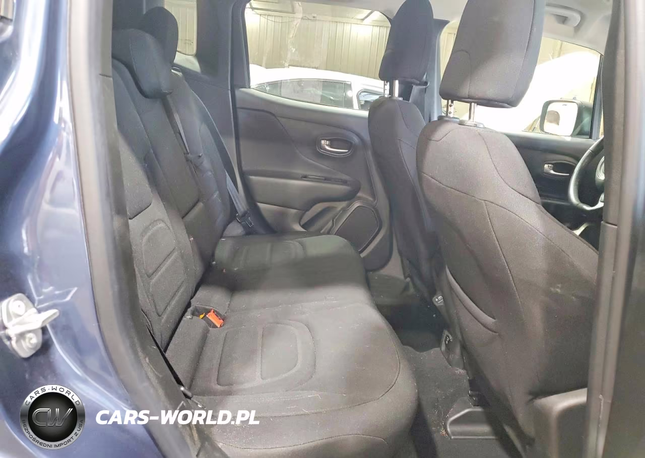 2022 Jeep Renegade Latitude VIN:ZACNJDB11NPN72550 - 11