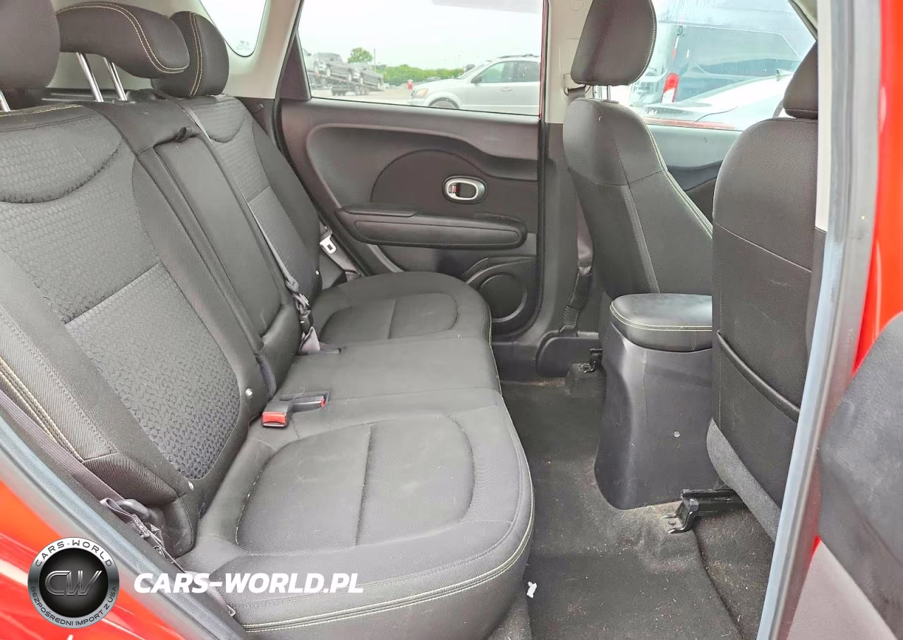 2016 Kia Soul + VIN:KNDJP3A57G7864511 - 10
