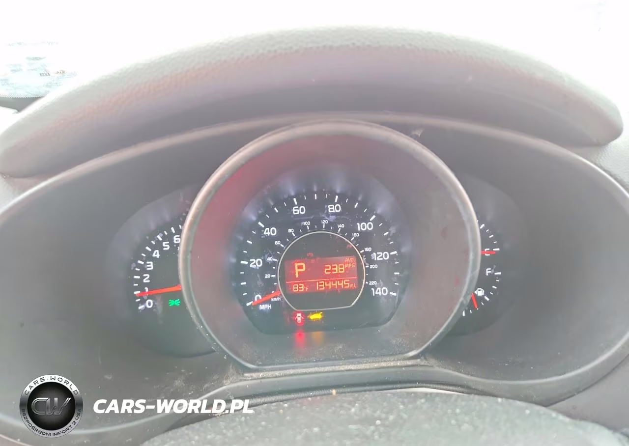 2016 Kia Soul + VIN:KNDJP3A57G7864511 - 9