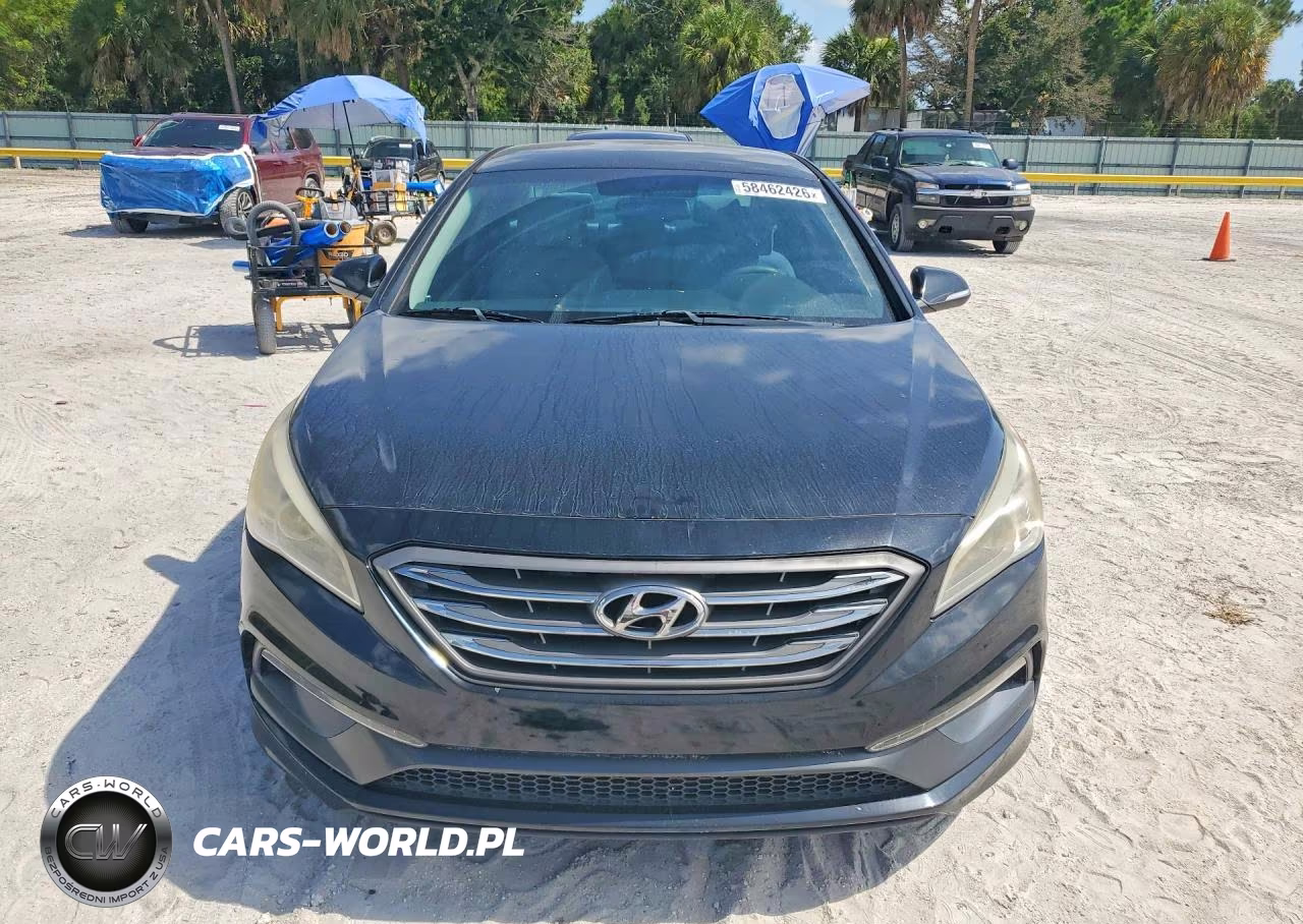 2015 Hyundai Sonata Sport VIN:5NPE34AFXFH042968 - 5
