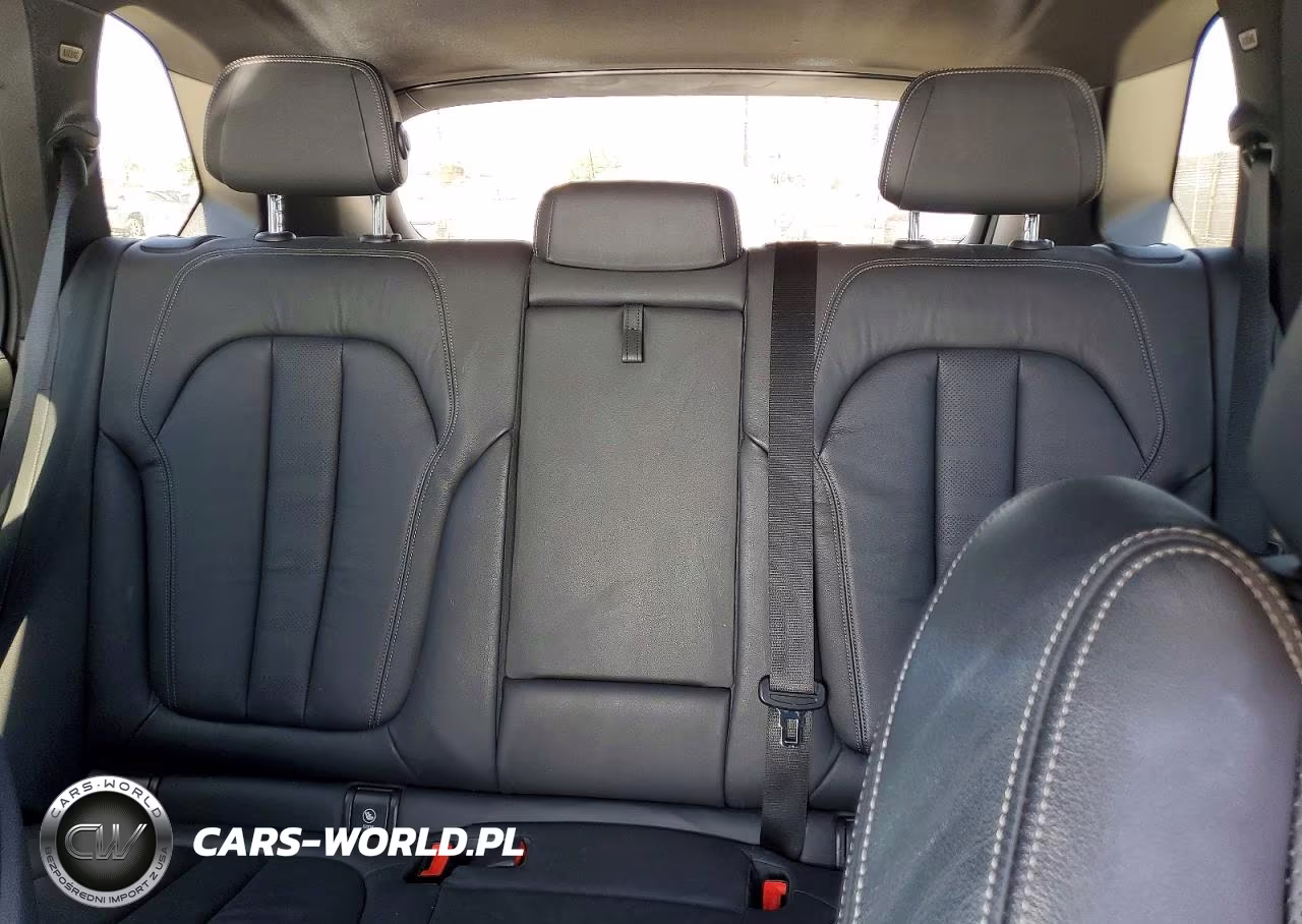 2019 BMW X5 xDrive40I VIN:5UXCR6C54KLL38627 - 10