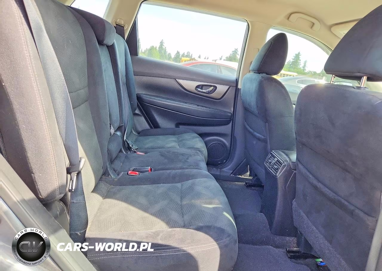 2015 Nissan Rogue S VIN:5N1AT2MVXFC862559 - 11