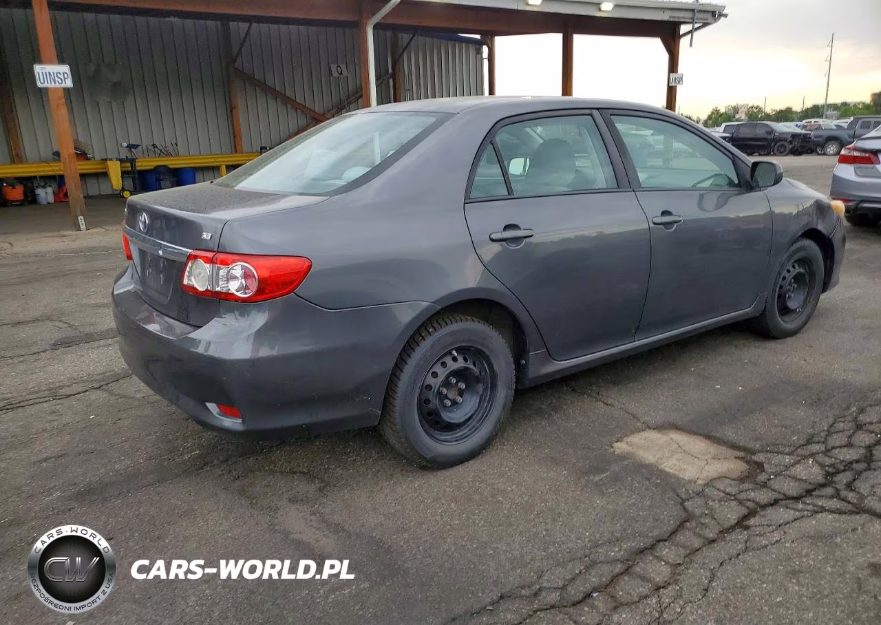 2011 Toyota Corolla Le VIN:2T1BU4EEXBC601370 - 3