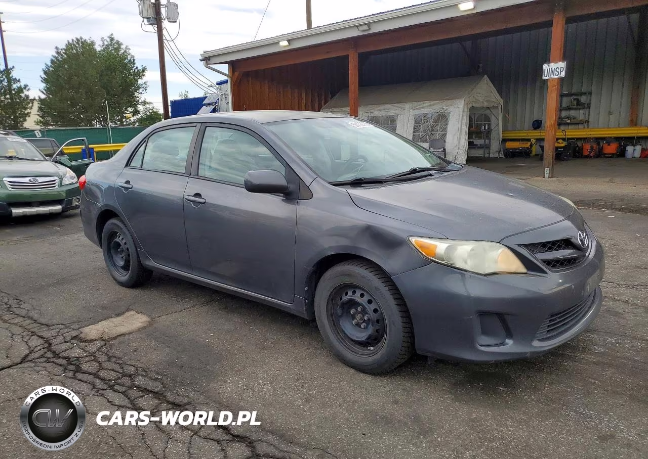 2011 Toyota Corolla Le VIN:2T1BU4EEXBC601370 - 4