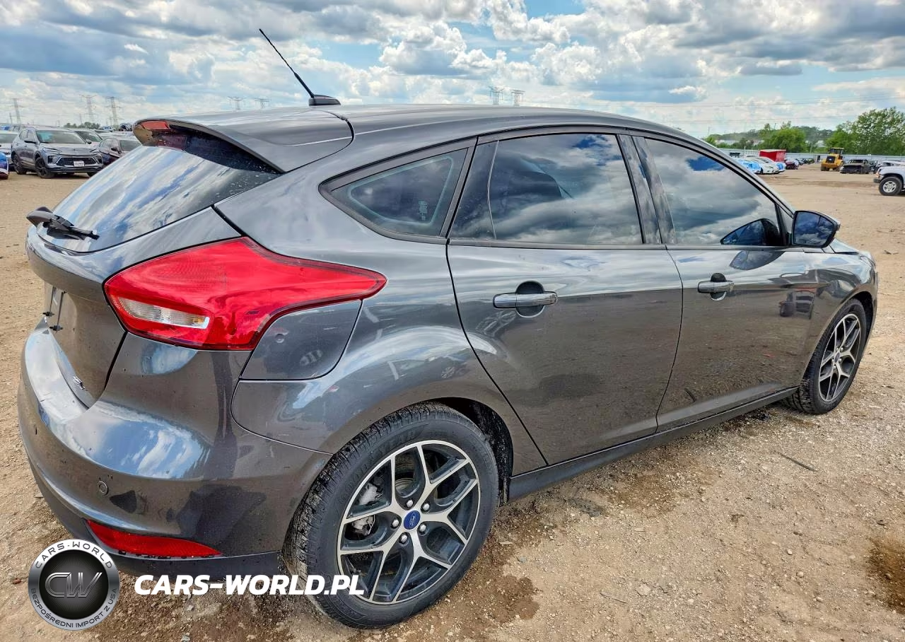 2018 Ford Focus Sel VIN:1FADP3M20JL221288 - 3