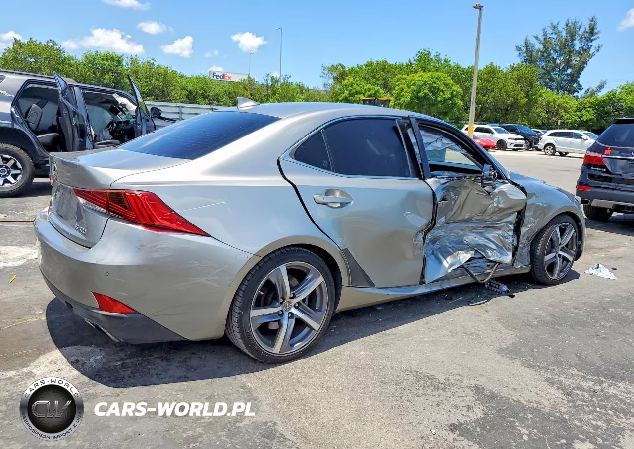 2018 Lexus Is 300 VIN:JTHBA1D24J5066853 - 3