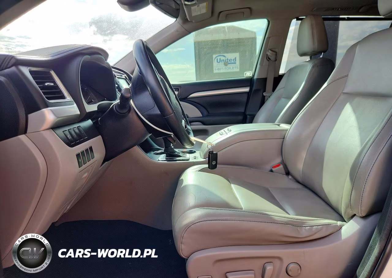 2018 Toyota Highlander Xle VIN:5TDJZRFH4JS498178 - 7
