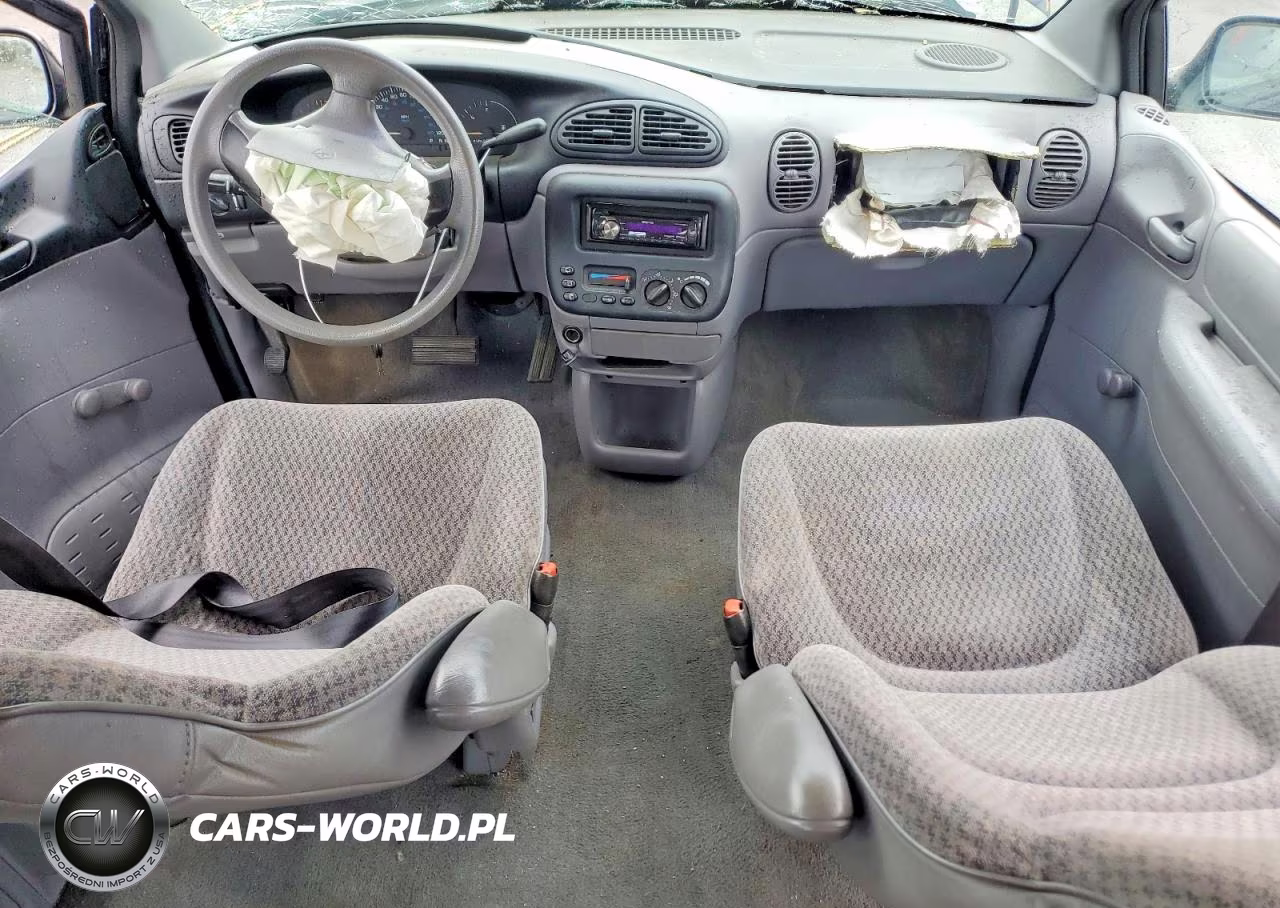 1999 Plymouth Voyager VIN:2P4FP25B6XR251385 - 8