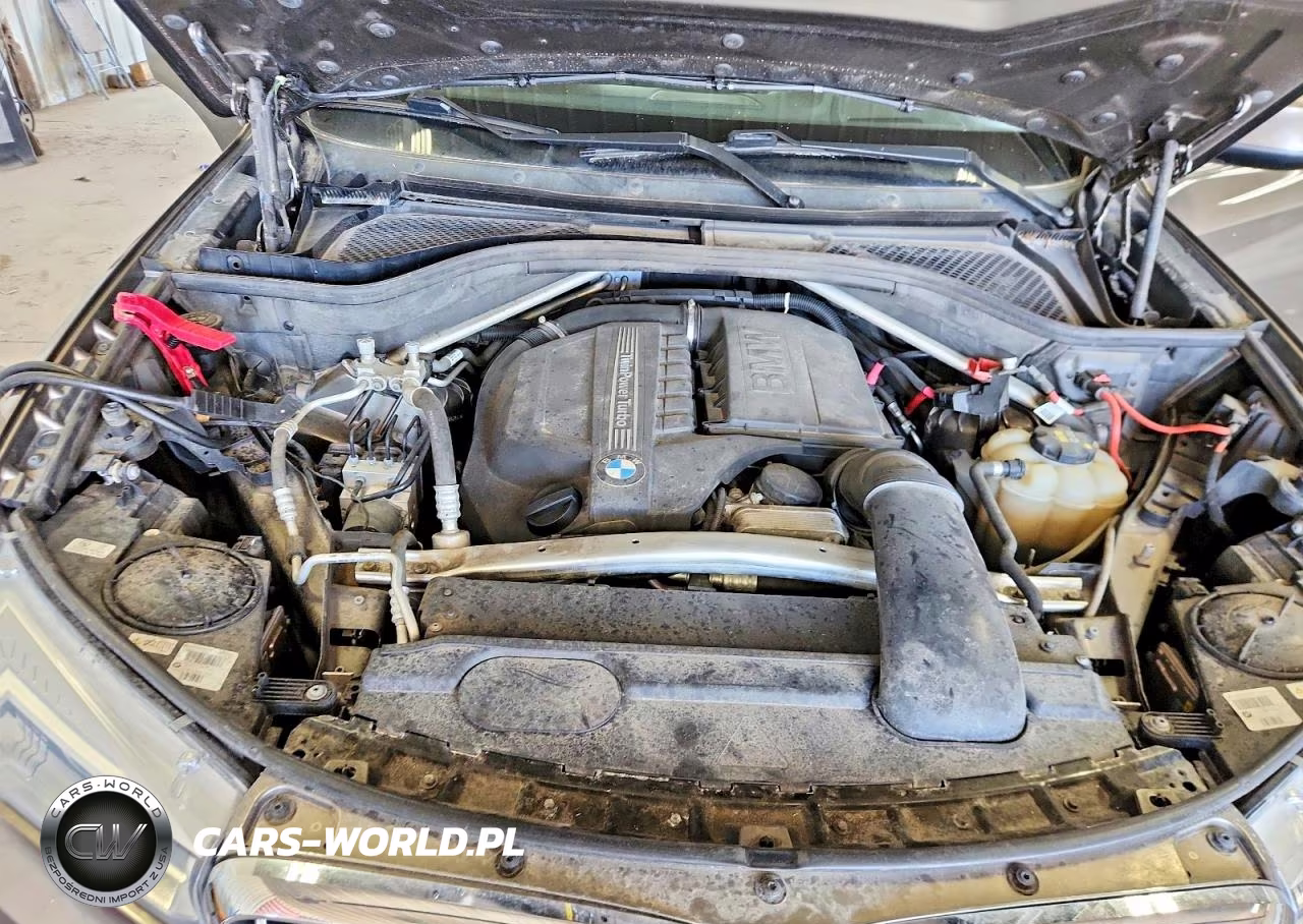 2018 BMW X5 xDrive35I VIN:5UXKR0C52J0X98264 - 12