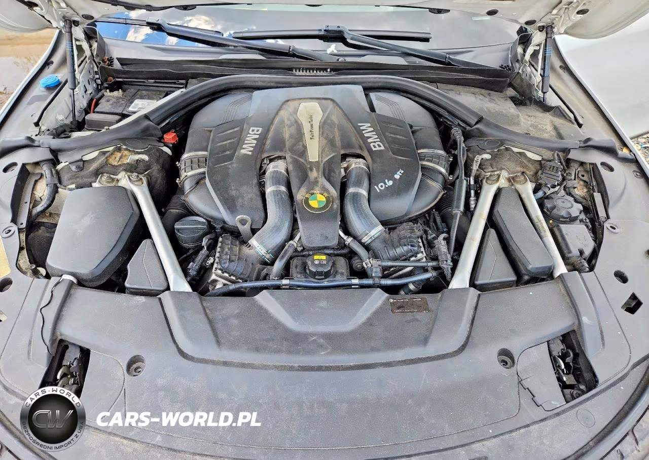 2018 BMW 750 I VIN:WBA7F0C52JGM24094 - 11