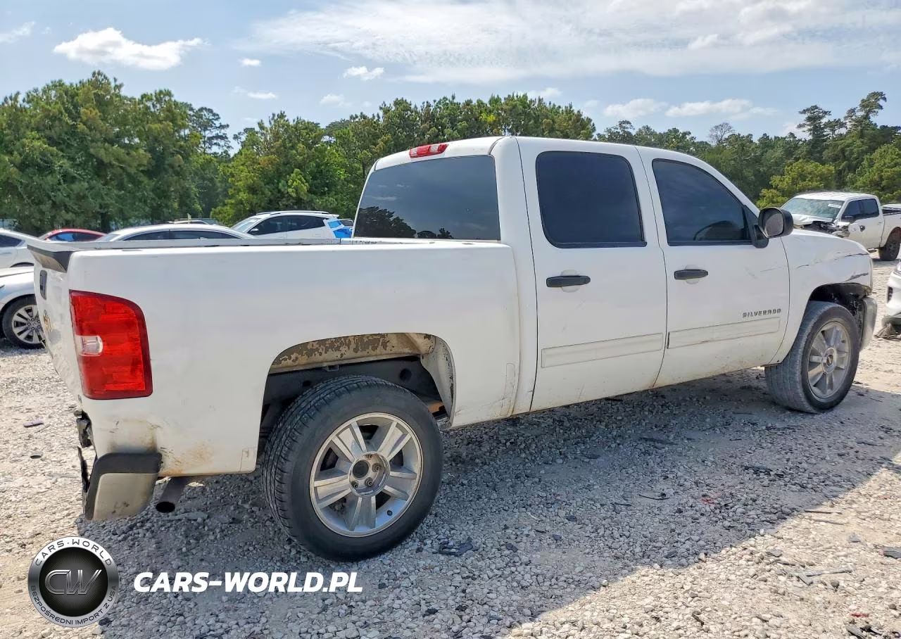 2012 Chevrolet Silverado C1500 Ls VIN:3GCPCREA4CG127085 - 3