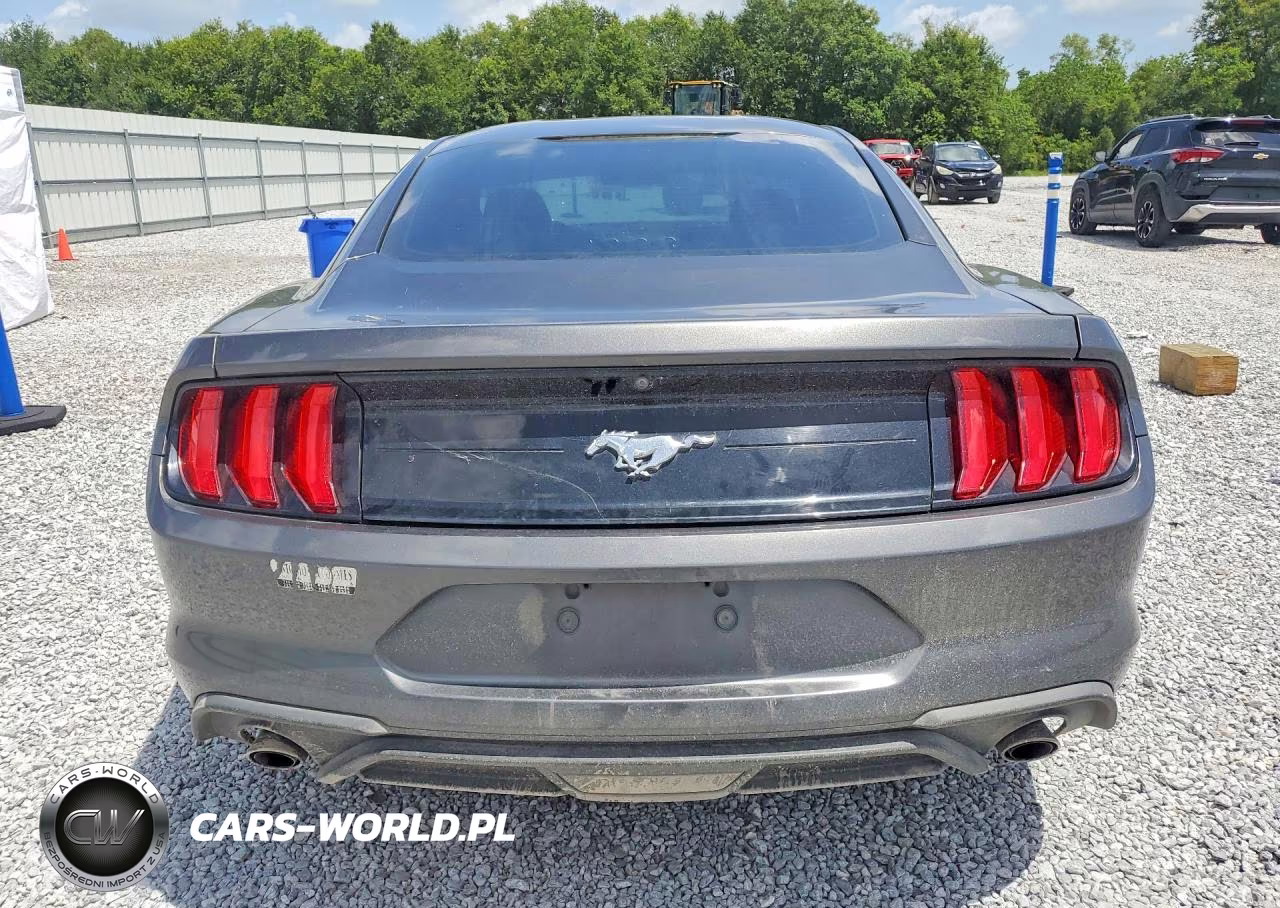 2018 Ford Mustang VIN:1FA6P8TH8J5104087 - 6