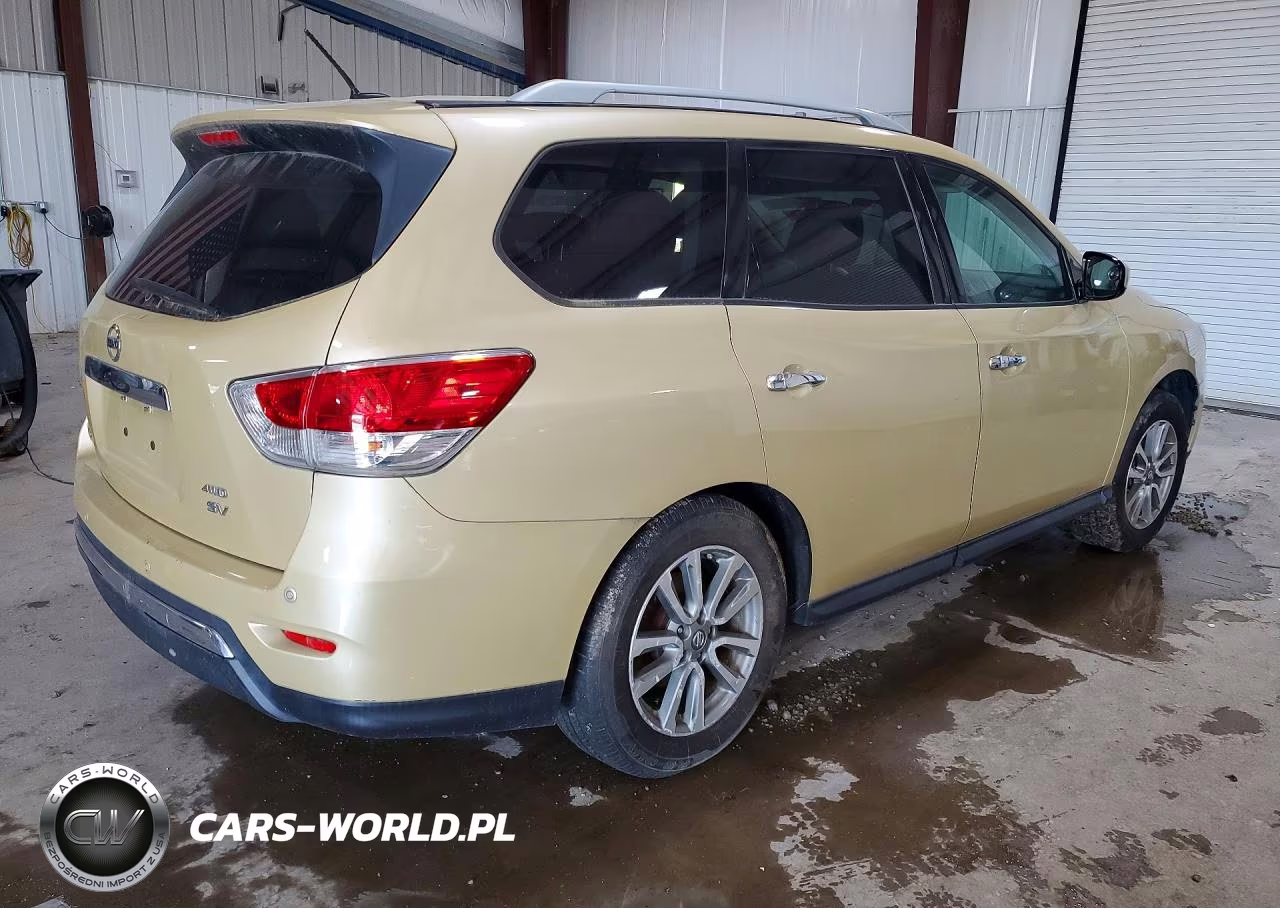 2013 Nissan Pathfinder S VIN:5N1AR2MM4DC611877 - 3