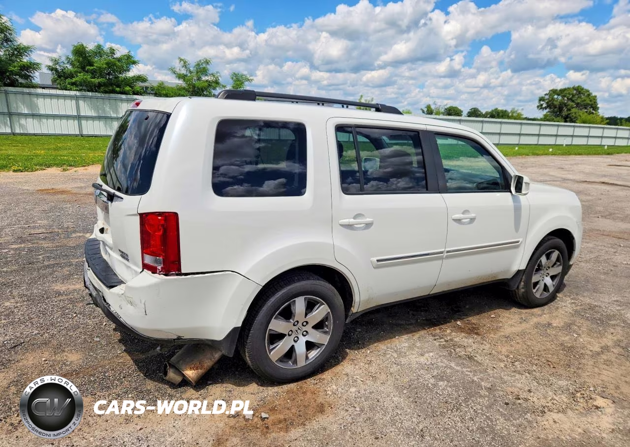 2013 Honda Pilot Touring VIN:5FNYF4H91DB032376 - 3