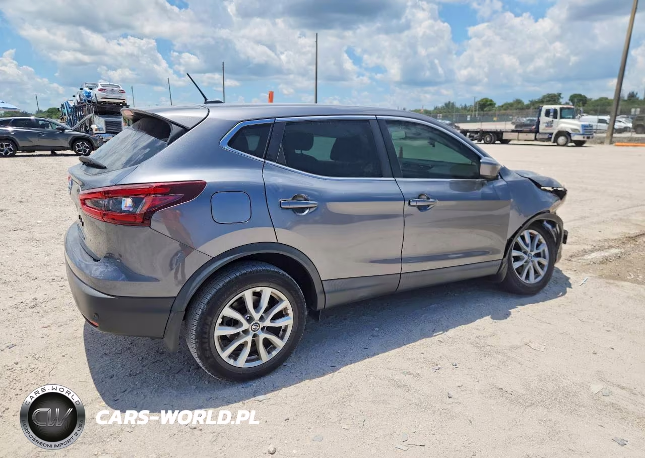 2020 Nissan Rogue Sport S VIN:JN1BJ1CVXLW551849 - 3