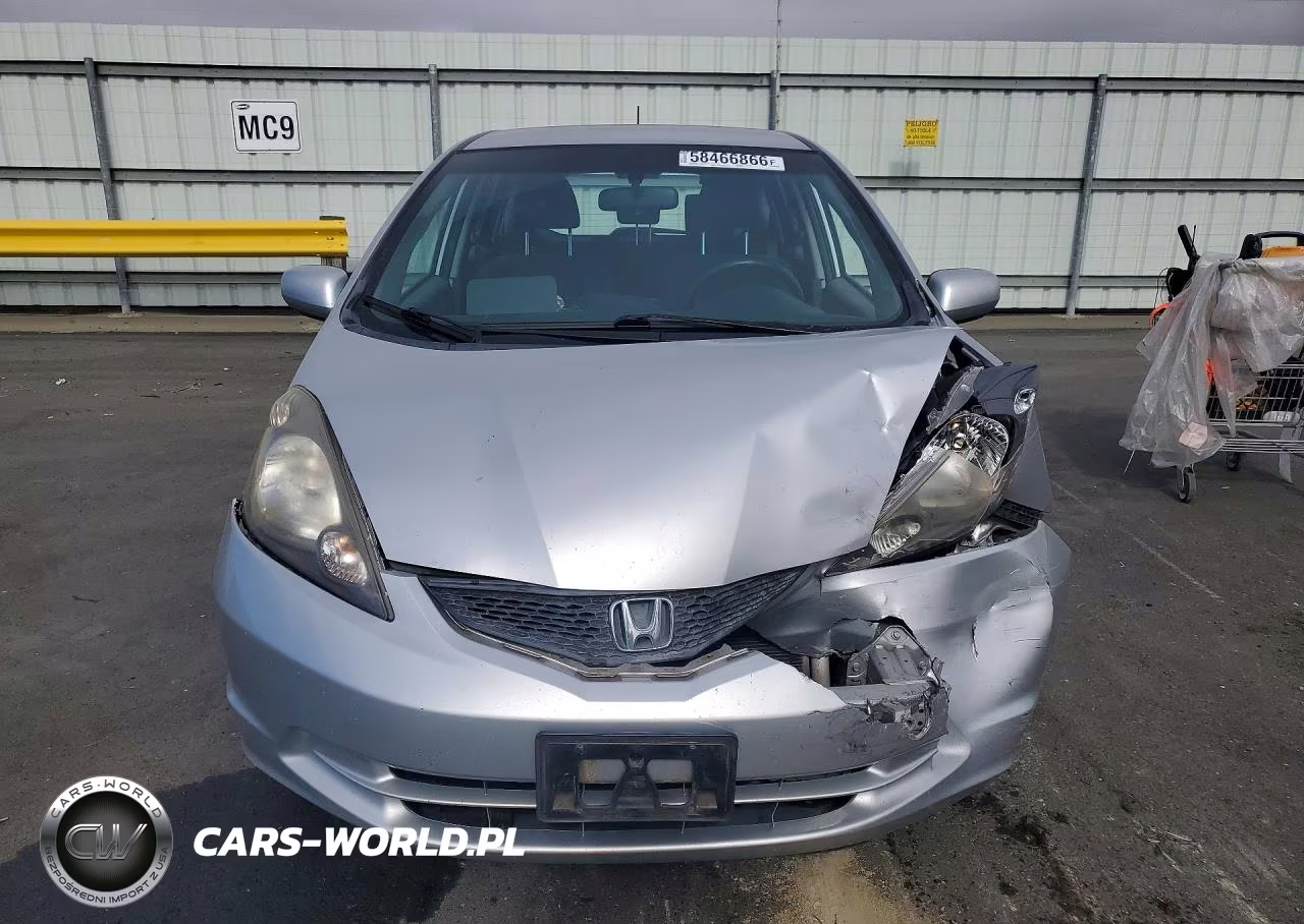 2013 Honda Fit VIN:JHMGE8H39DC072959 - 5