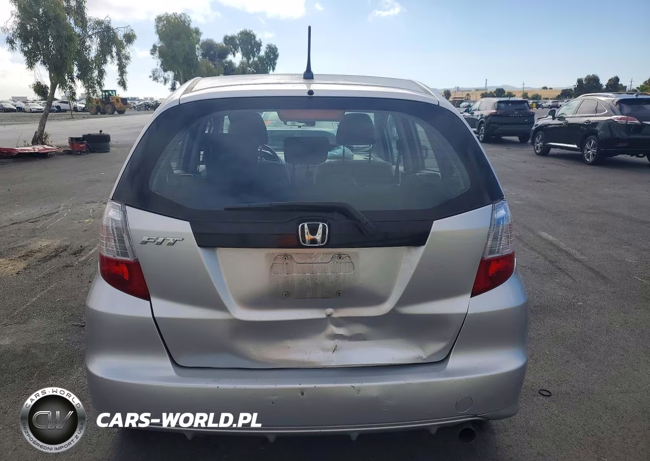 2013 Honda Fit VIN:JHMGE8H39DC072959 - 6