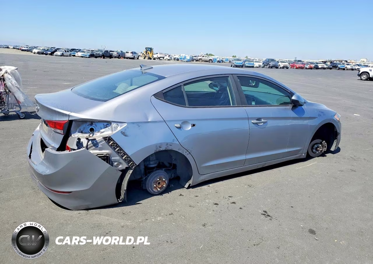 2017 Hyundai Elantra Se VIN:5NPD84LF9HH013037 - 3