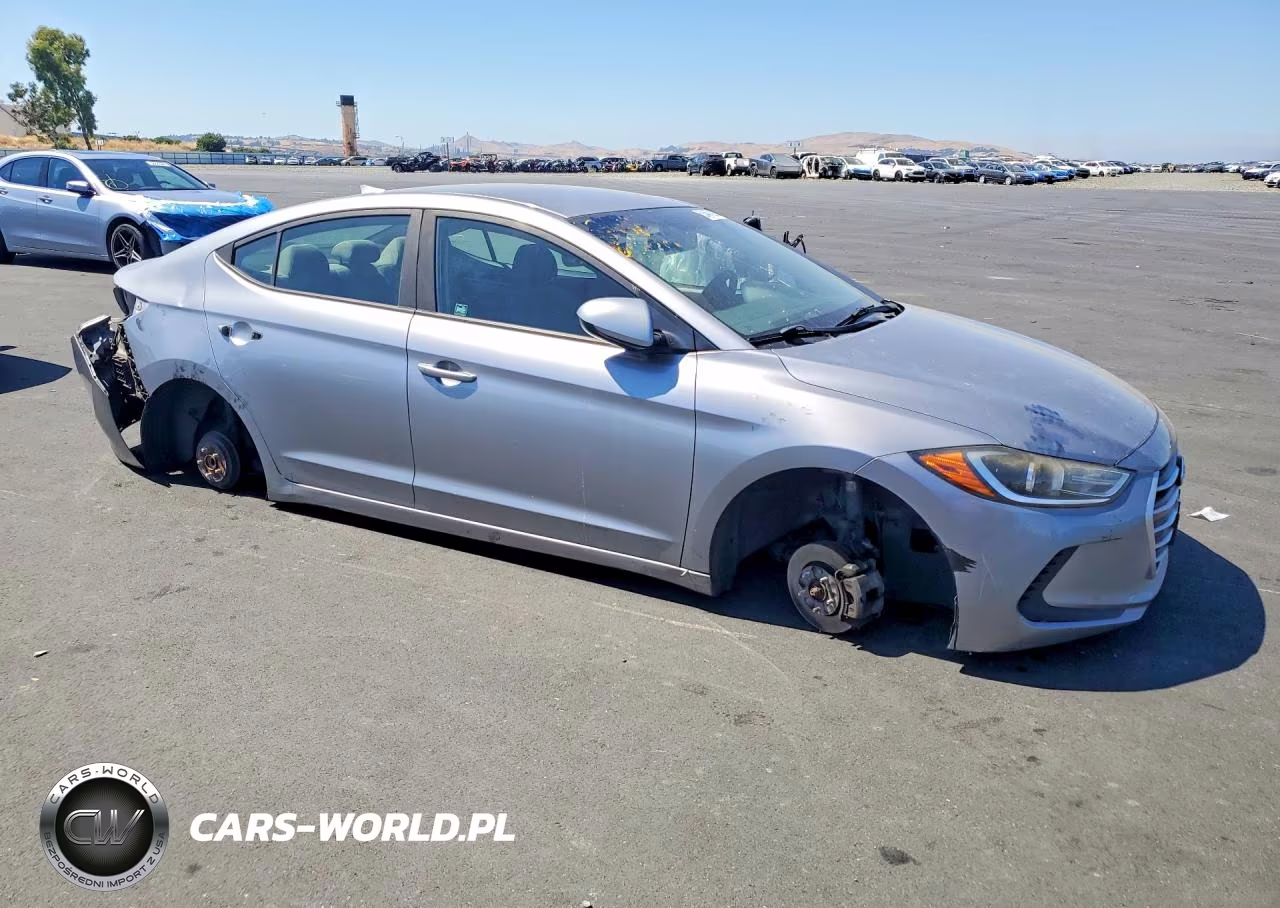 2017 Hyundai Elantra Se VIN:5NPD84LF9HH013037 - 4