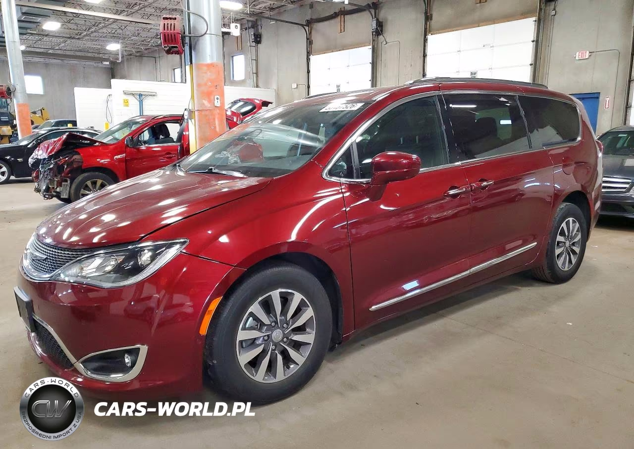 2020 Chrysler Pacifica Touring L Plus