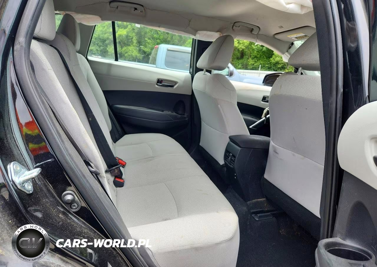 2022 Toyota Corolla Cross L VIN:7MUAAAAG9NV003234 - 11