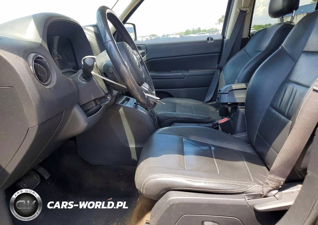 2016 Jeep Patriot Latitude VIN:1C4NJPFA9GD683587 - 7
