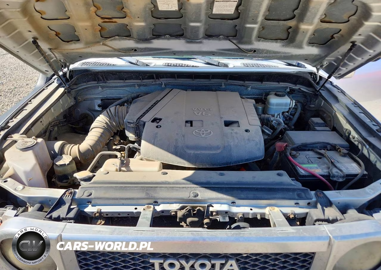 2007 Toyota Fj Cruiser Base VIN:JTEBU11F270005289 - 11