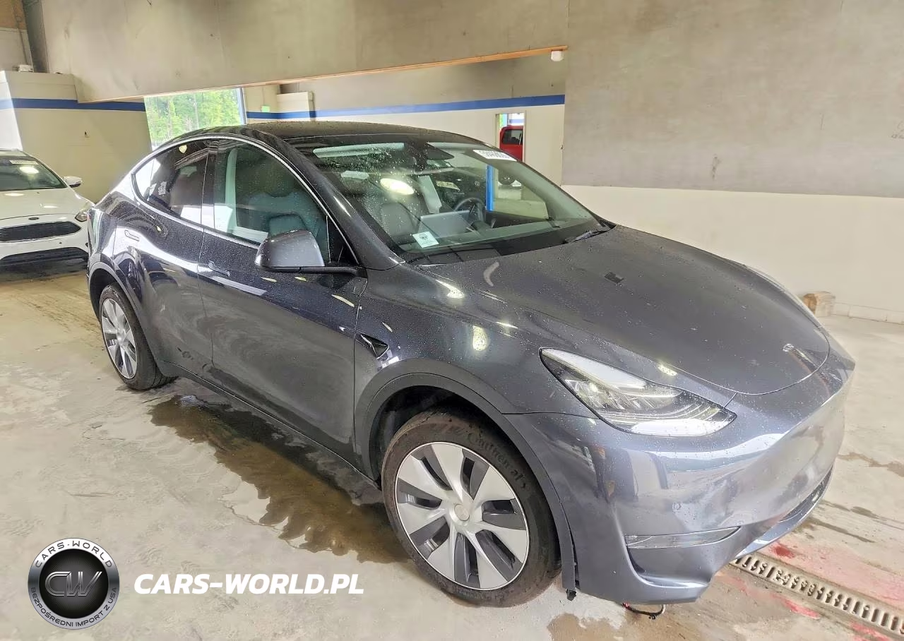 2022 Tesla Model Y VIN:7SAYGDEE9NA005510 - 4